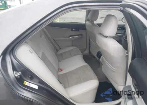 2014 Toyota Camry Hybrid Xle z USA, uszkodzony, nr VIN 4T1BD1FK8EU108454